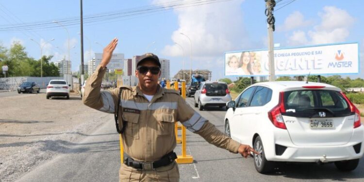 Trânsito na ponte sobre o rio Poxim será bloqueado parcialmente na quinta, 27