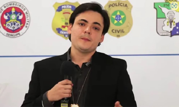 Ainda intubado, delegado Rafael Brito é submetido a novos exames no Huse