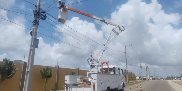 Prefeitura de Barra inicia instalação de iluminação em led na avenida Mangabeira