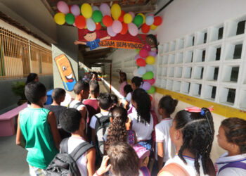 IBGE promove divulgação do Censo nas escolas da capital e região metropolitana