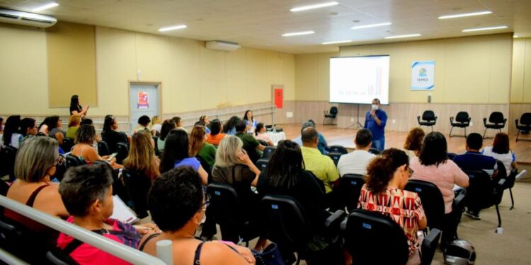 Educação de Aracaju apresenta resultado do 3º ciclo de Prova de Fluência Leitora