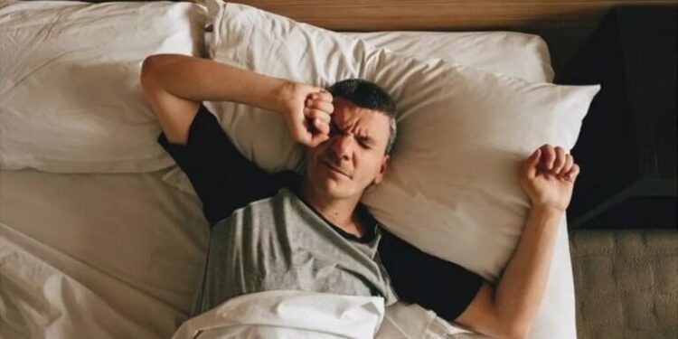 5 horas de sono por noite é limite para boa saúde em maiores de 50 anos