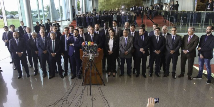 Presidente critica manifestações que prejudicam população
