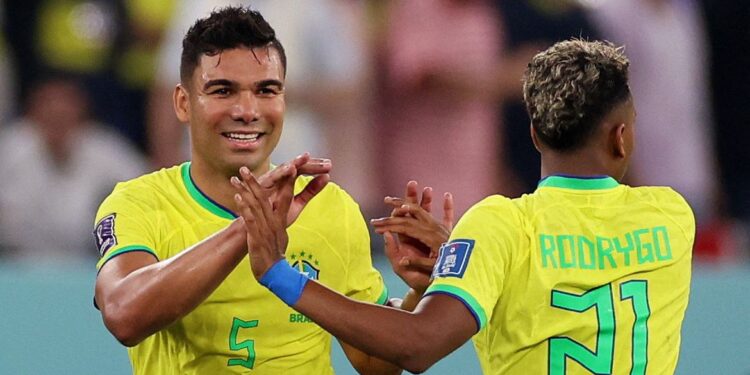 Com direito a gol anulado, Brasil vence Suíça e garante vaga nas oitavas da Copa do Mundo