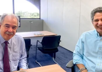 Rogério Carvalho se reúne com Aloizio Mercadante e apresenta medidas para fomentar o desenvolvimento regional