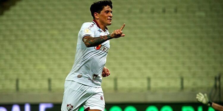 Fluminense derrota Ceará e garante presença na Libertadores