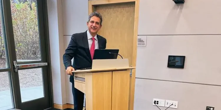 Rogério Carvalho destaca importância defesa da democracia durante Fórum de Legisladores sobre Inovações na Democracia