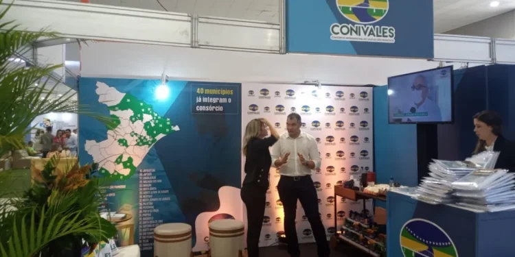 CONIVALES avalia participação no 8º Congresso Norte-Nordeste de Secretarias Municipais de Saúde, em Aracaju