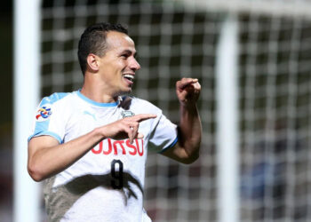 Leandro Damião pede R$ 750 mil por mês para assinar com gigante do Brasileirão