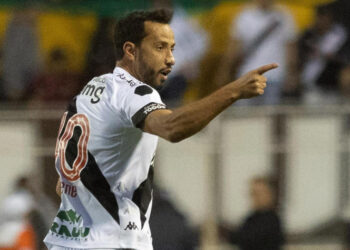 “Não tem preço…”; Decisivo no acesso, Nenê dedica conquista a torcedores e “família” no Vasco