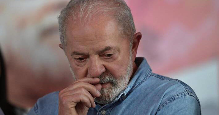 Equipe de Lula conta com cinco propostas para bancar Bolsa Família de R$ 600 em 2023; entenda