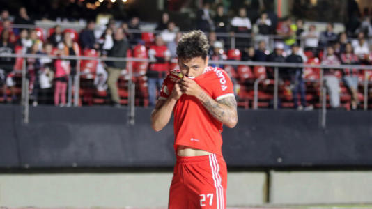 São Paulo perde para o Internacional, vê Libertadores mais distante e aprofunda crise no Morumbi