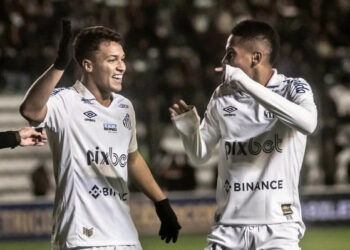 “Venda astronômica”; R$ 127 milhões causam ‘arrepio’ no Santos e titular pode ficar de fora da pré-temporada em 2023