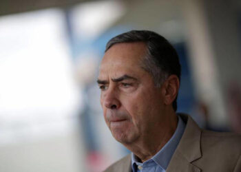 Barroso reage a manifestante em Nova York: ‘Perdeu, mané’