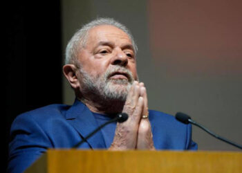 Lula tem alta do Hospital Sírio-Libanês após retirar lesão na laringe