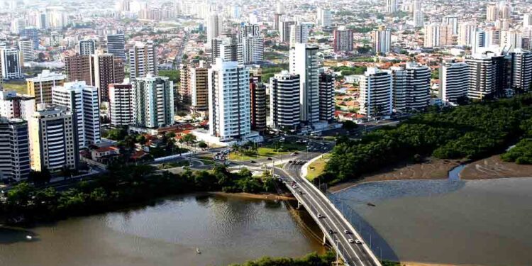 Tempo  nublado continua predominando nos primeiros dias do mês de  novembro em Sergipe
