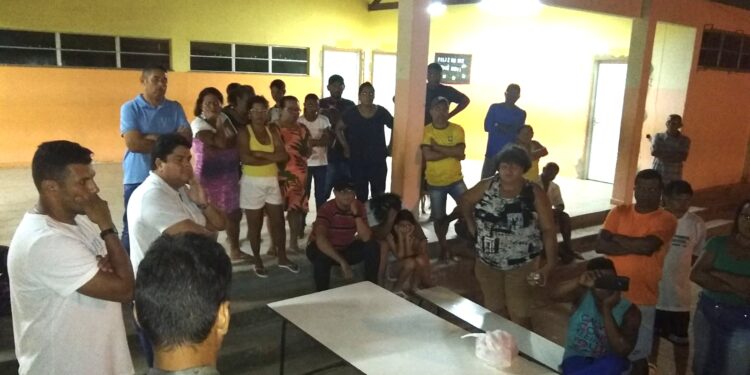 Prefeitura de Socorro dialoga com moradores do Guajará e anuncia retomada de obra