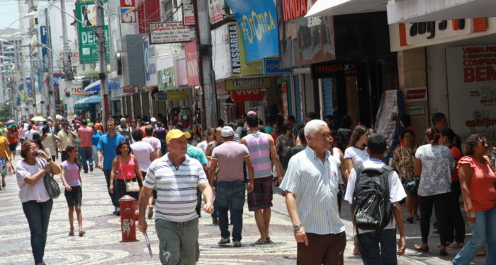 Mercado sergipano deve absorver mais de 600 milhões no Natal, diz FCDL