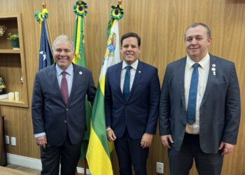 Rodrigo Valadares acompanha Ministro da Saúde em Agenda por Aracaju
