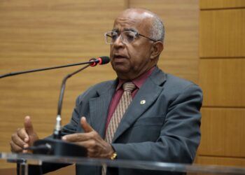 Deputado reclama não-redução de preços de gás e combustíveis em SE