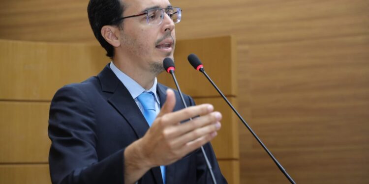 Georgeo Passos defende retorno à pauta de PL do Cartão Mais Inclusão