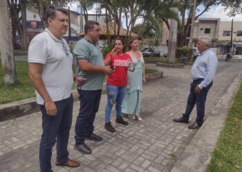 Estância transfere Ornamentação Natalina para a Praça Orlando Gomes