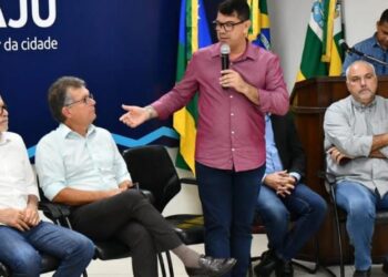 Laércio destaca a importância do Natal Iluminado para o comércio e turismo