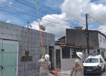 Energisa alerta sobre os riscos de empinar pipas próximo à rede elétrica