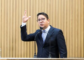 Ricardo Marques questiona consultoria milionária e diz que prefeito de Aracaju não vai fazer a licitação do transporte