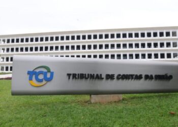 TCU recomenda volta do Bolsa Família e aponta incentivo a ‘burlar’ cadastro no Auxílio Brasil