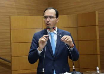 “A gente espera que a oposição consiga manter a quarta secretaria, que é uma tradição”, diz deputado Georgeo