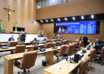 Deputados autorizam doações e vendas de imóveis do Governo