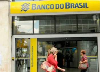 Bancos só abrem nesta quinta-feira, dia 24, até às 14 horas