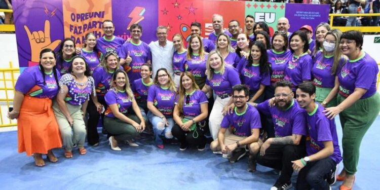 Fábio Mitidieri reafirma compromisso com juventude durante revisão estadual para Enem