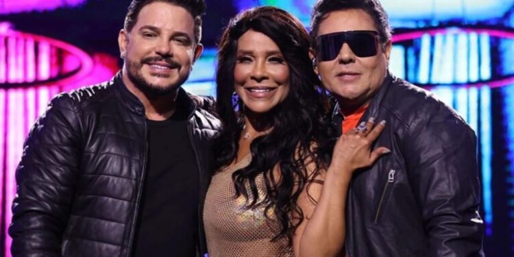 Com Ícaro e Gilmar, Calcinha Preta grava DVD e homenageia Paulinha Abelha