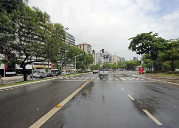Defesa Civil emite alerta de chuva com possibilidade de descargas elétricas