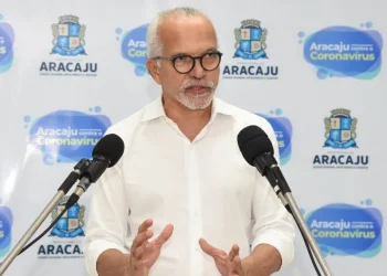 Frente Nacional dos Prefeitos se posiciona contra a greve dos caminhoneiros nas rodovias federais do Brasil