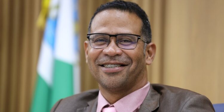 Byron pede prioridade nos estudos sobre acessibilidade e monitoramento de violências no transporte público