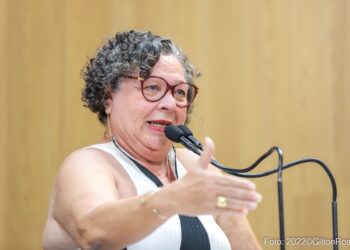 Professora Ângela Melo denuncia descaso da Prefeitura de Aracaju com Unidades Básicas de Saúde