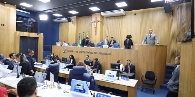 Câmara de Aracaju aprova 14 proposituras nesta terça-feira, 22