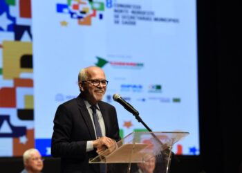 Prefeito participa da abertura do 8º Congresso Norte/Nordeste de Secretarias Municipais de Saúde