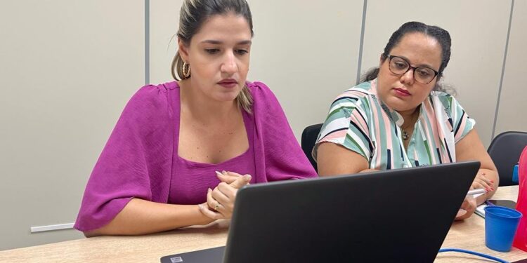Profissionais da Saúde de Aracaju são treinados para aplicação da Pfizer Baby