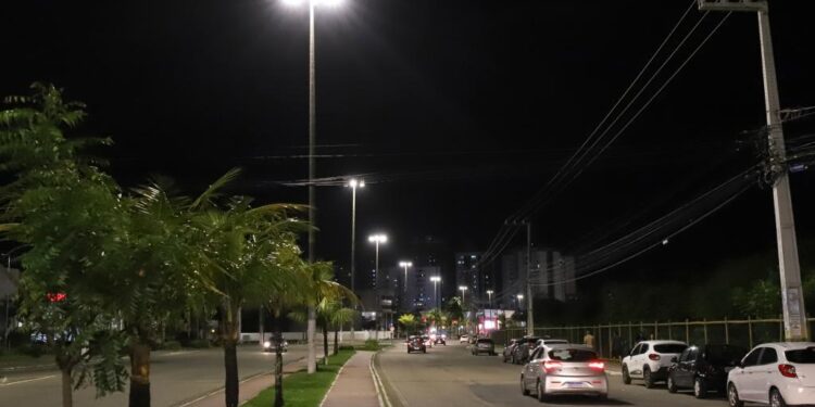 Mais de 80% da iluminação pública de Aracaju já é feita por LED