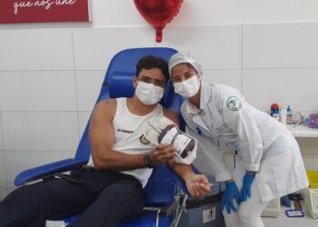 Guardas municipais realizam campanha alusiva ao Dia Nacional do Doador de Sangue