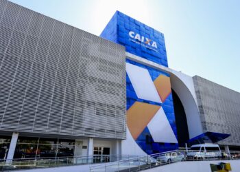 Caixa suspende oferta de consignado do Auxílio Brasil até dia 14