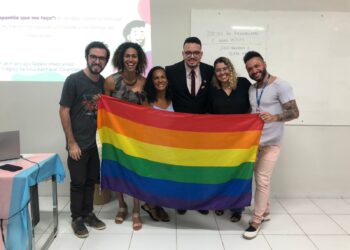 Mestre em Educação realiza pesquisa inédita sobre participação de trans e travestis no segmento