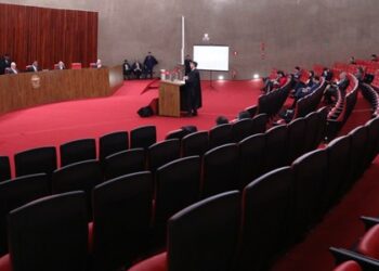 TSE avalia se Eliane Aquino deveria ter se afastada com antecedência dos conselhos