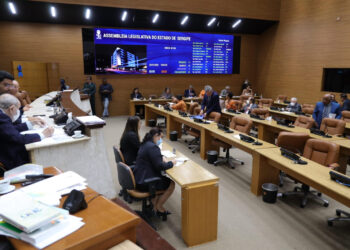 Doadoras de leite materno serão isentas de taxas de concursos em Sergipe