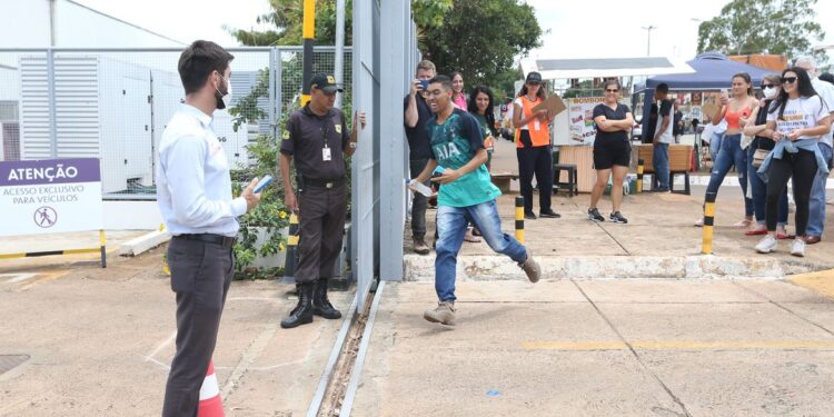 Implementar o novo Enem será desafio do novo governo