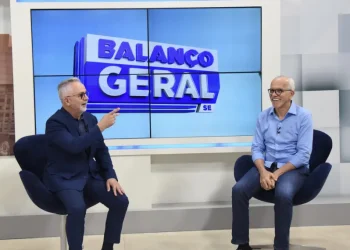 Edvaldo Nogueira faz um balanço da gestão em entrevista à TV Atalaia